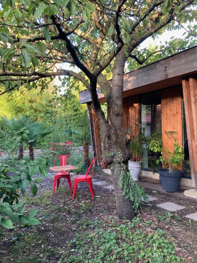 Un Jardin En Ville Toulouse Extérieur photo