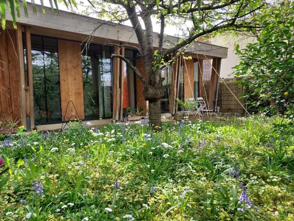 Un Jardin En Ville Toulouse Extérieur photo